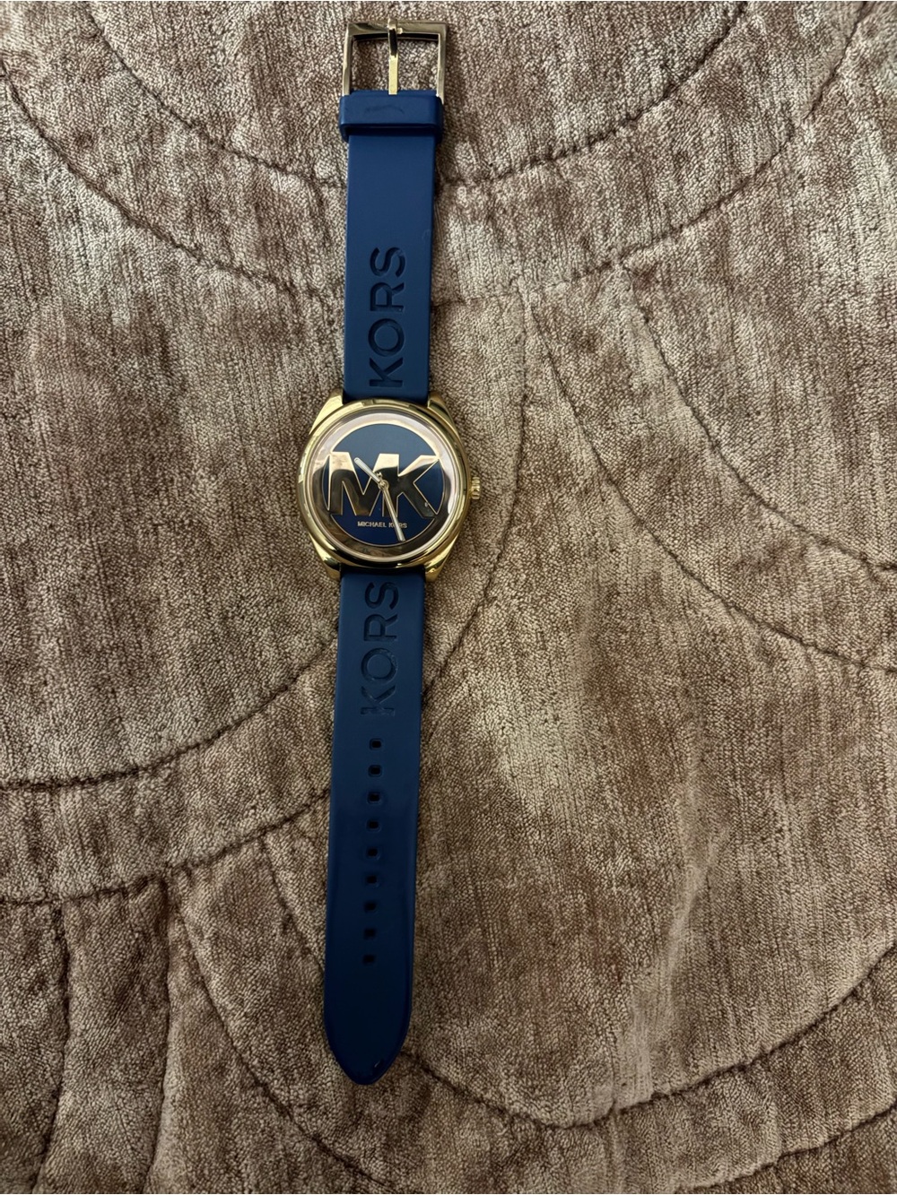 Women's Janelle Three-Hand Navy Silicone Watch 42mm
MK7140